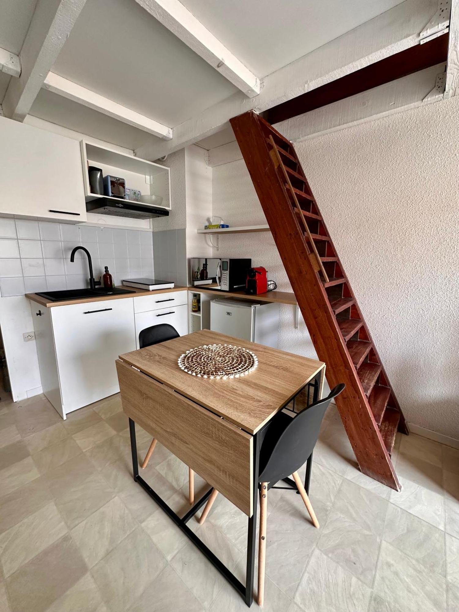 Evasion Setoise - Appartement Avec Balcon Vue Marina, Climatise, Parking - Situe A 200M De La Plage Sète Buitenkant foto